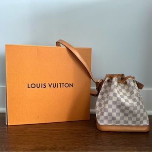 Louis Vuitton Crossbody Bag